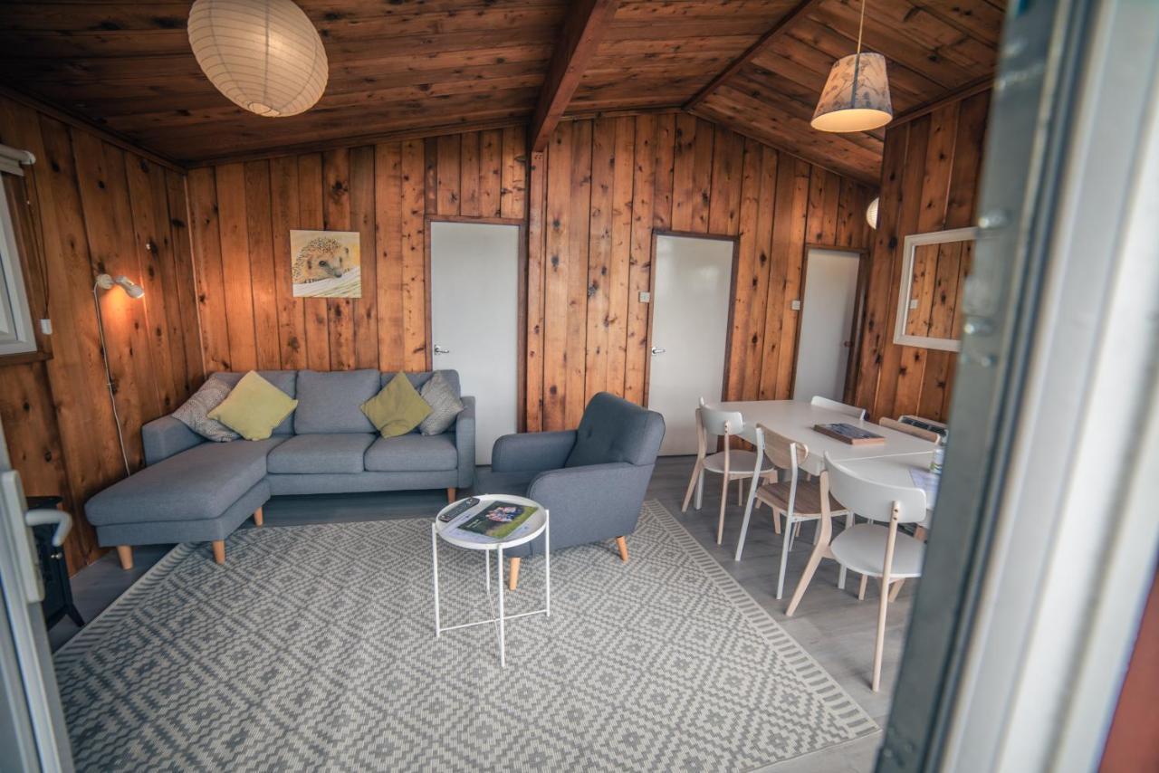 Timber Hill Self Catering Cedar Lodges Broad Haven Ngoại thất bức ảnh