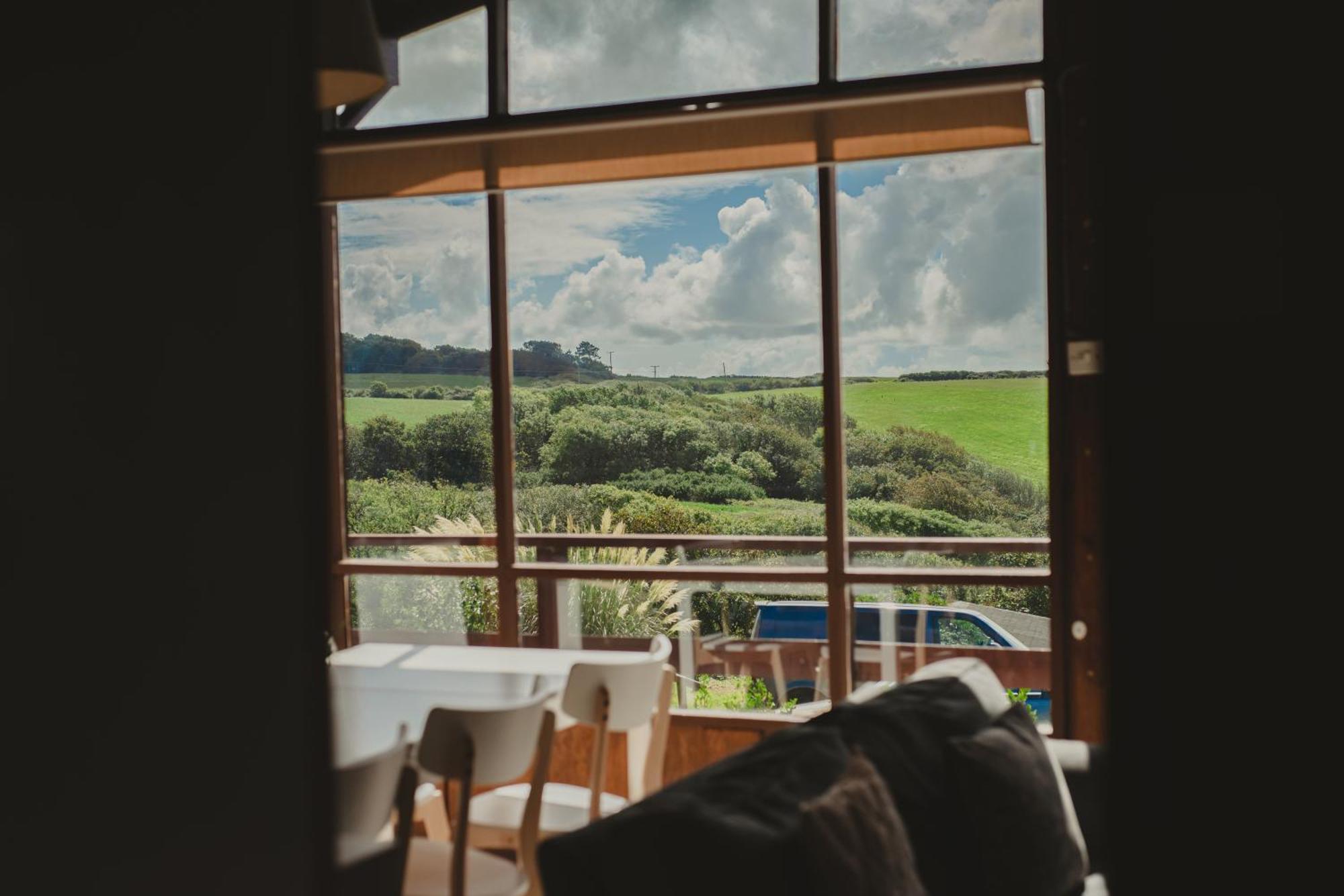 Timber Hill Self Catering Cedar Lodges Broad Haven Ngoại thất bức ảnh