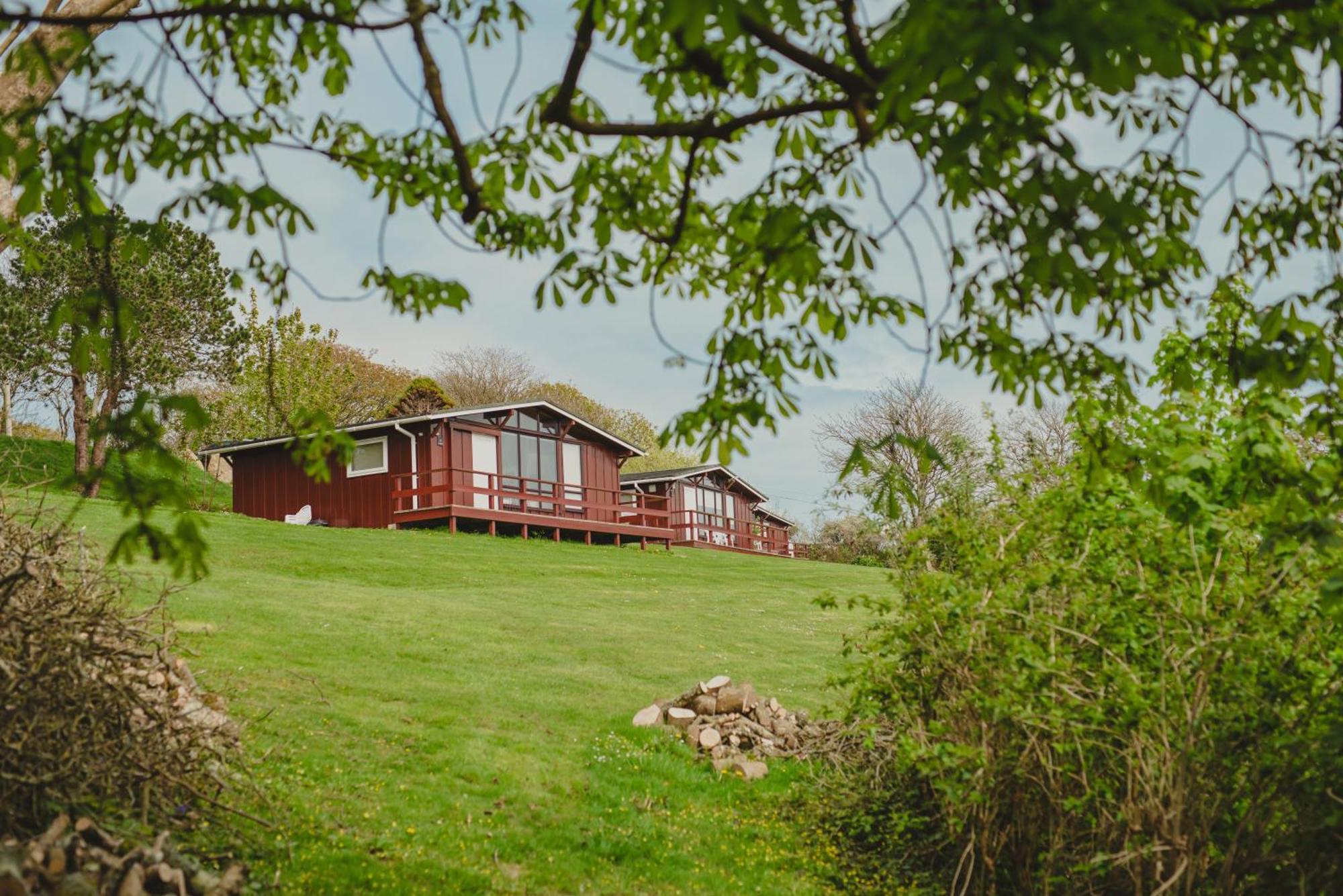 Timber Hill Self Catering Cedar Lodges Broad Haven Ngoại thất bức ảnh